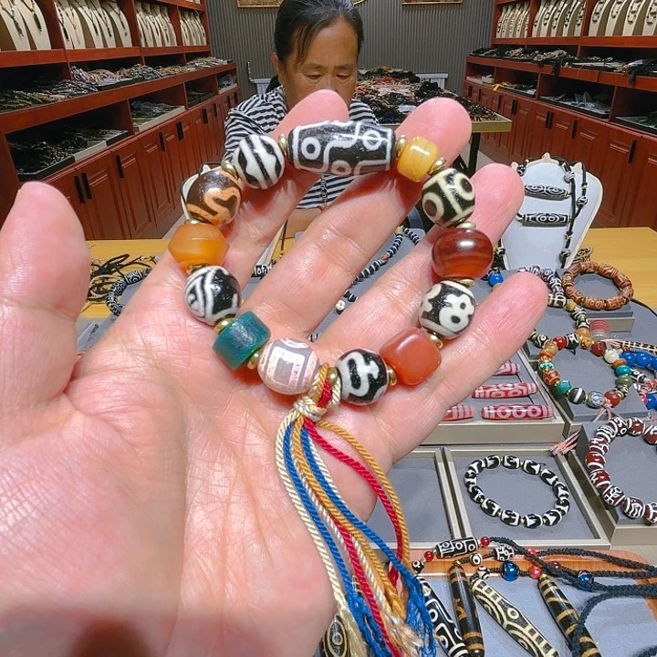 未镶嵌玛瑙/玉髓珠宝奇石