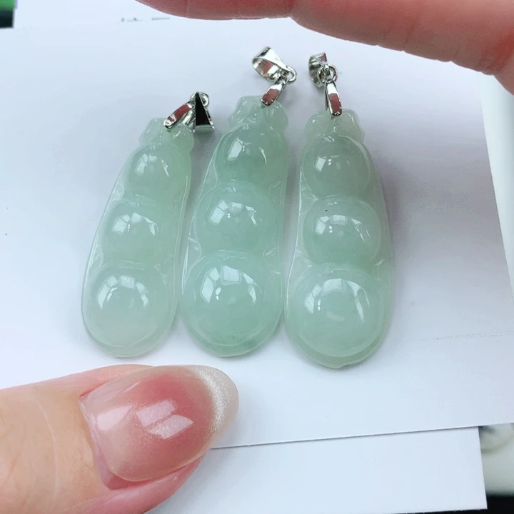 翡翠未镶嵌颈饰多样性发其1