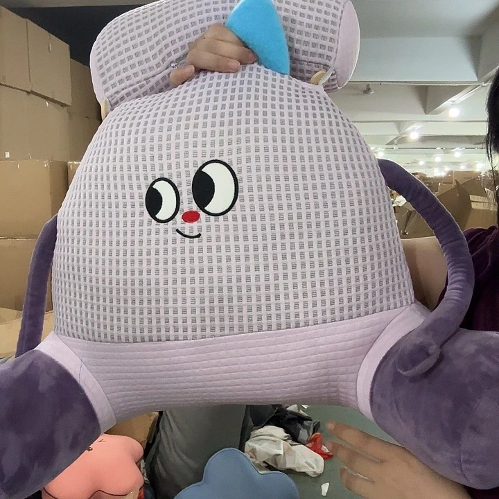 毛绒紫色怪兽冰感腰靠