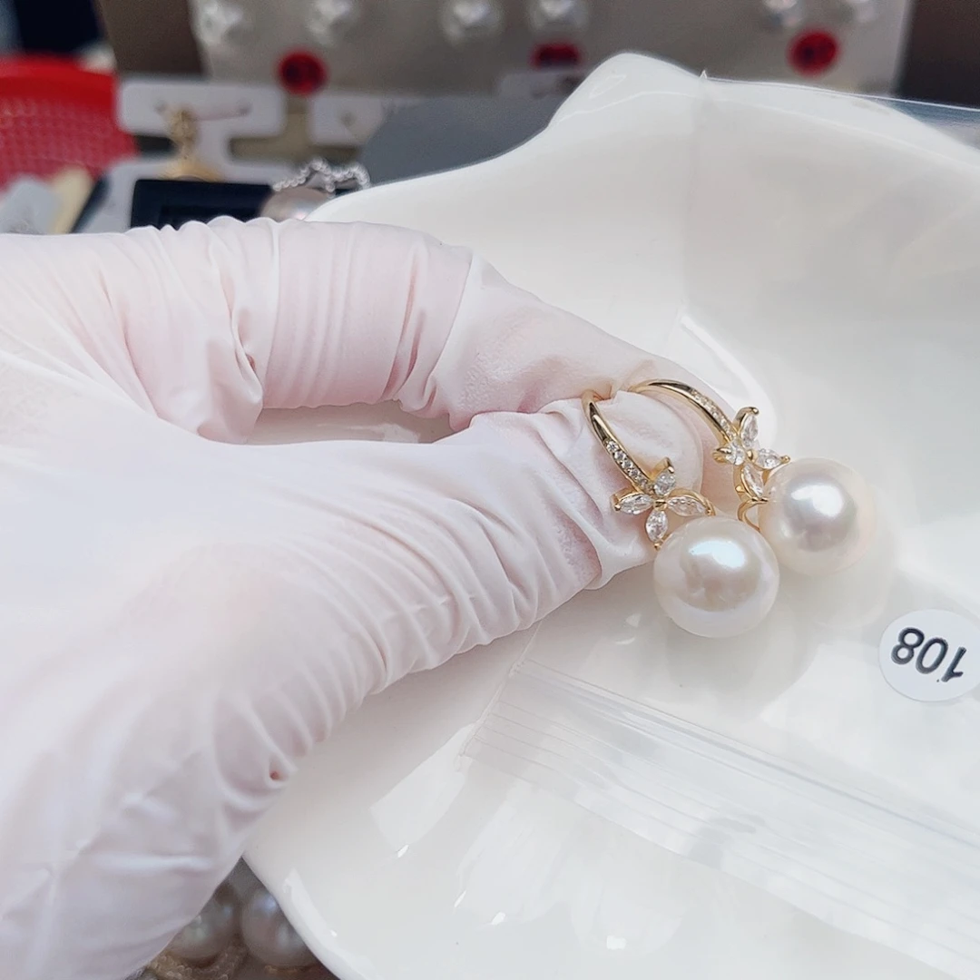 未镶嵌淡水珍珠耳饰