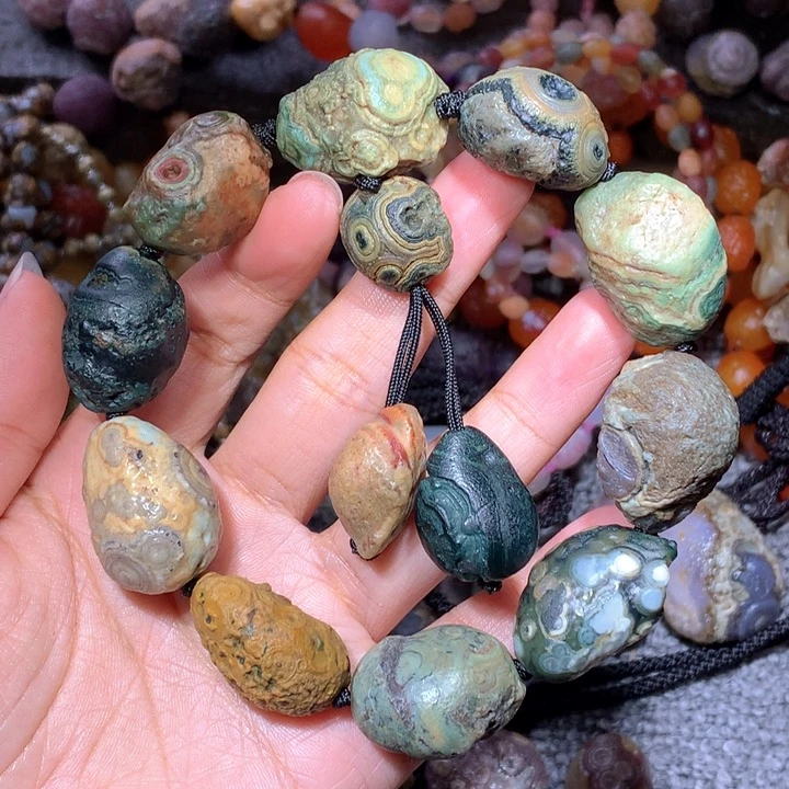 玛瑙/玉髓珠宝半成品未镶嵌细**石