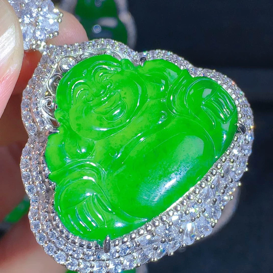 翡翠颈饰银S925镶嵌吊坠