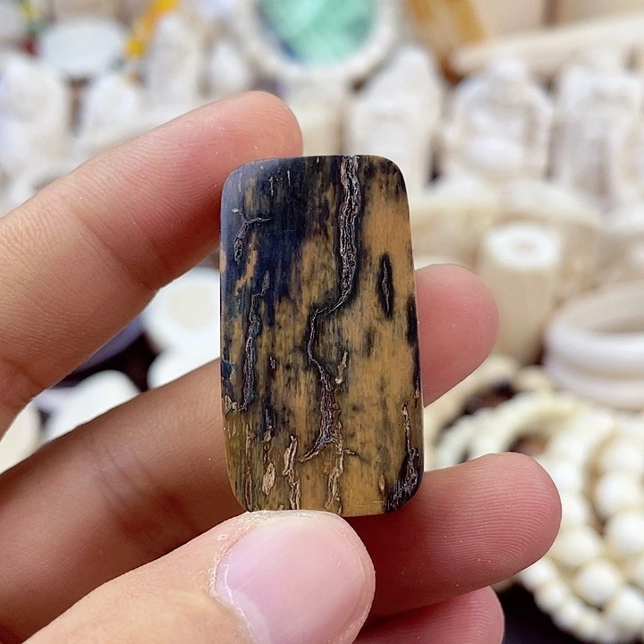 柏香籽/百香籽把件野**奇猛犸牌子重17克