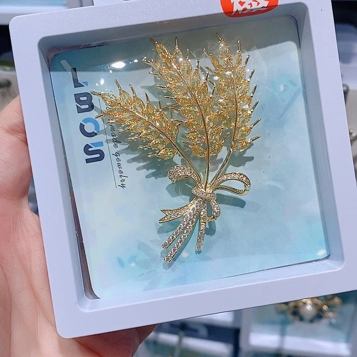 锆石铜合金麦穗胸针