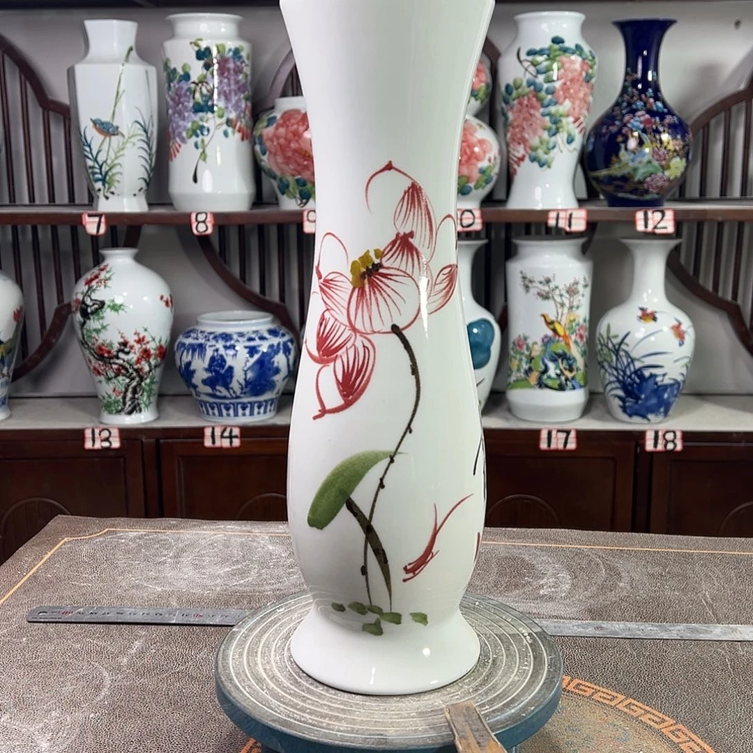 陶摆件景德镇陶瓷蛮荷花