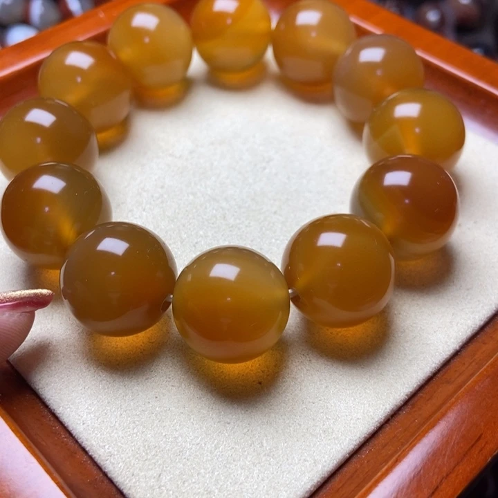 玛瑙/玉髓未镶嵌手串北红玛瑙