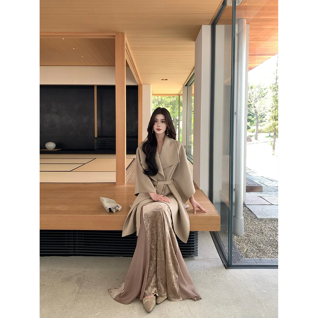 ICELOLLY绝美巨好看的丝绒半身裙鱼尾裙女2025秋季穿搭小个子裙子