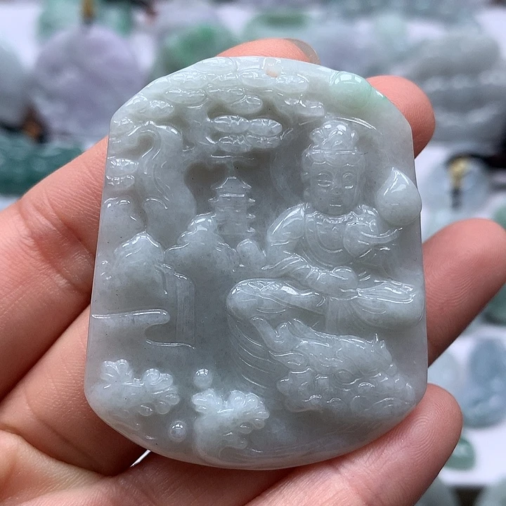 翡翠未镶嵌颈饰玉龙山水观音福利