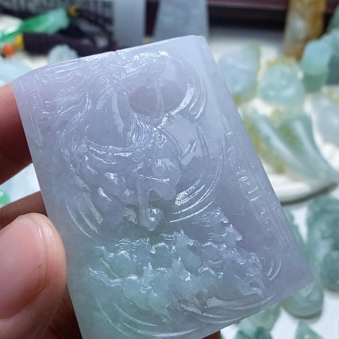 定制翡翠未镶嵌八骏马吊牌