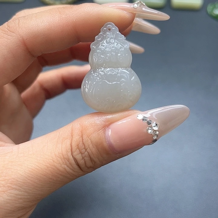 【闪购商品】颈饰未镶嵌和田玉