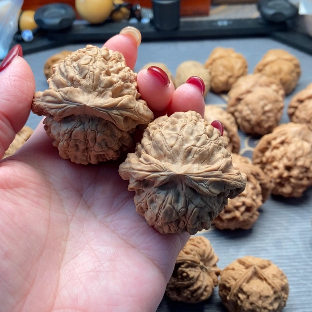 知***己文玩核桃吊坠核桃