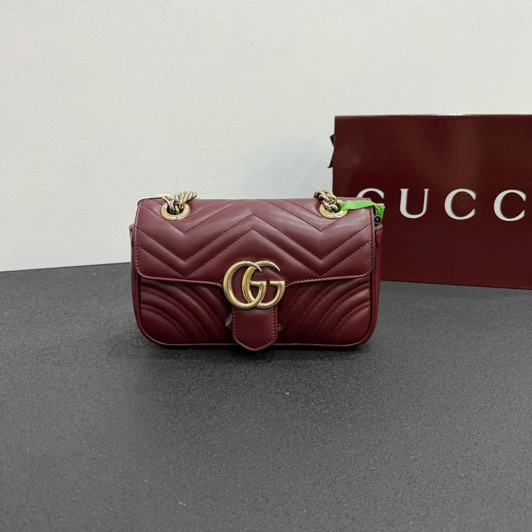 未使用 GUCCI/古驰 壹所奢品/UCCI 马蒙22 安格拉红 闲置 新款