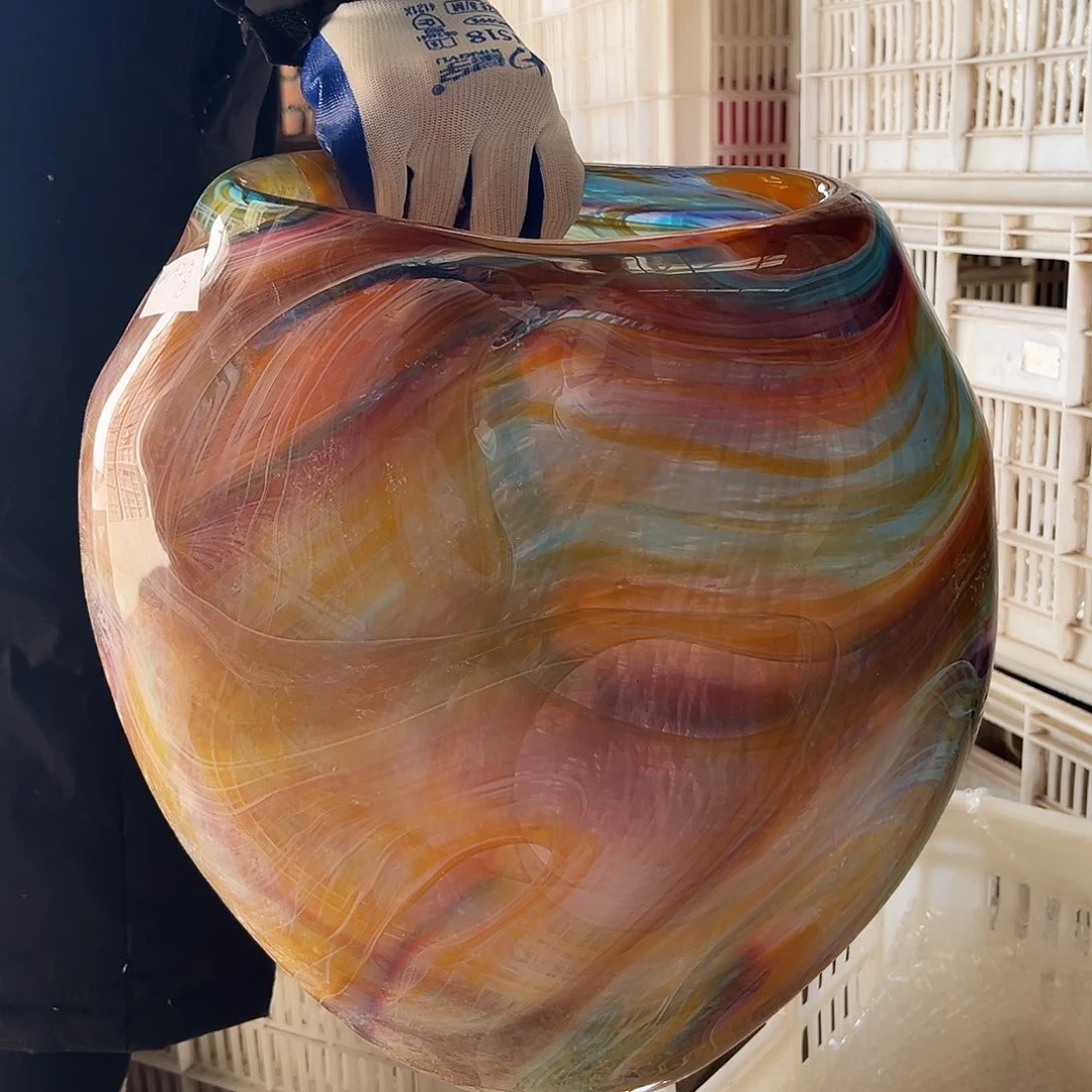 手工艺品琉璃琉璃的颜色是什么颜色