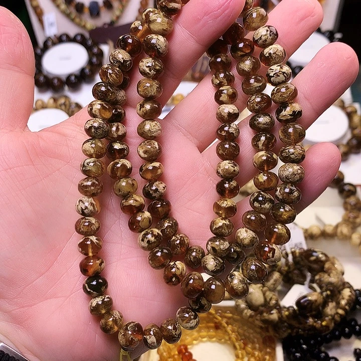 琥珀未镶嵌裸石9+溶洞647