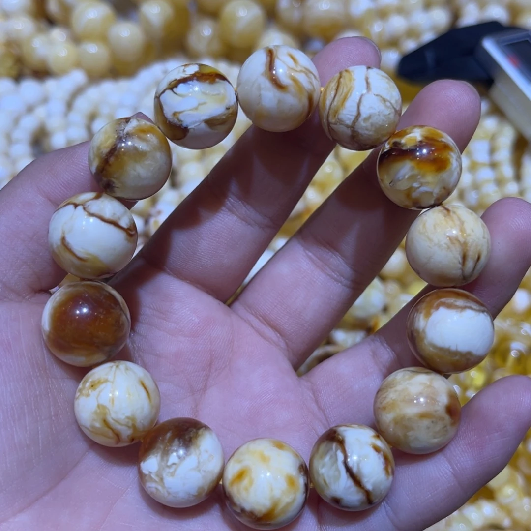 未镶嵌琥珀珠宝奇石14.8m