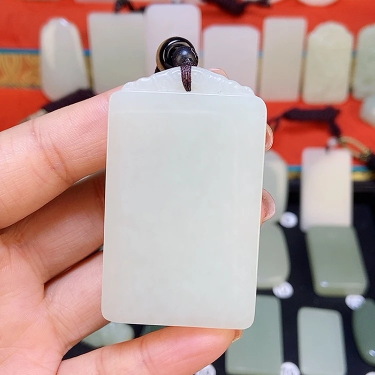 【闪购商品】颈饰未镶嵌和田玉