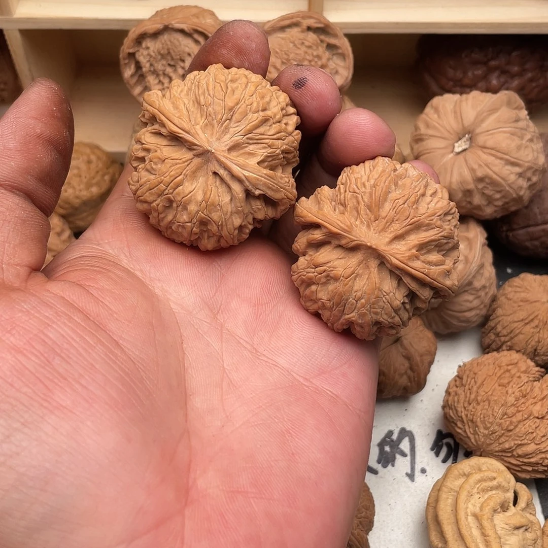 碧***卫吊坠文玩核桃苹果