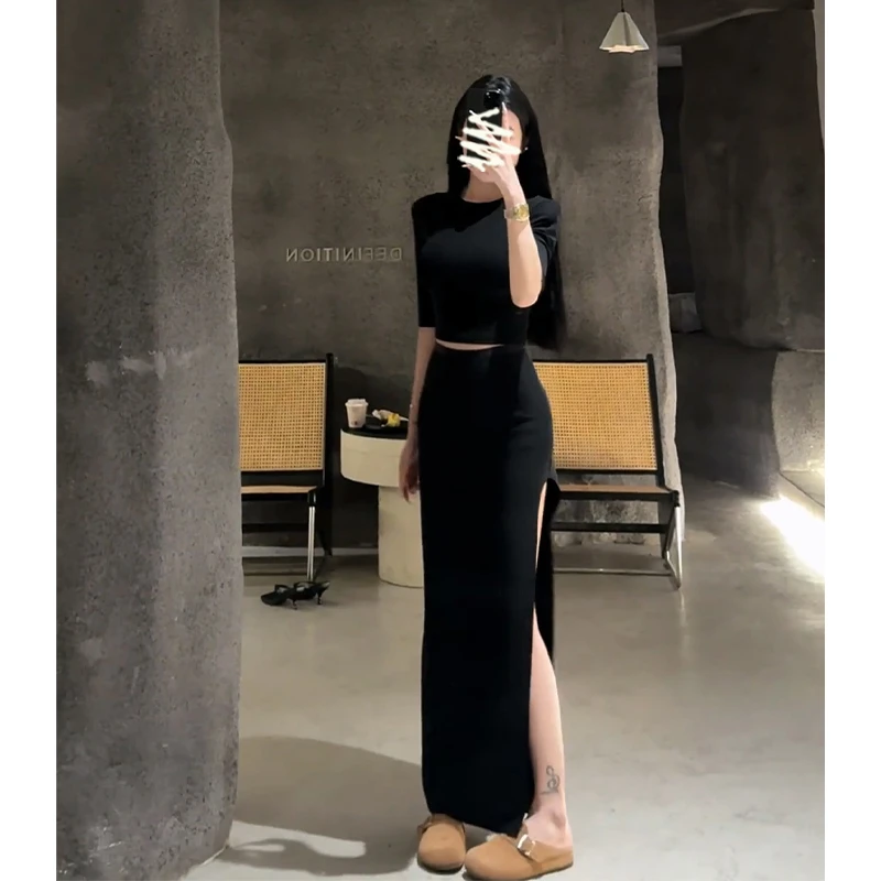 2025夏季新款高级感修身短款圆领短袖上衣气质高腰包臀开叉半身裙