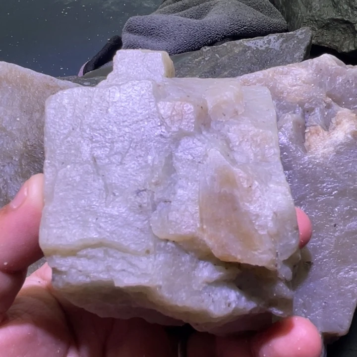 和田玉未镶嵌珠宝半成品