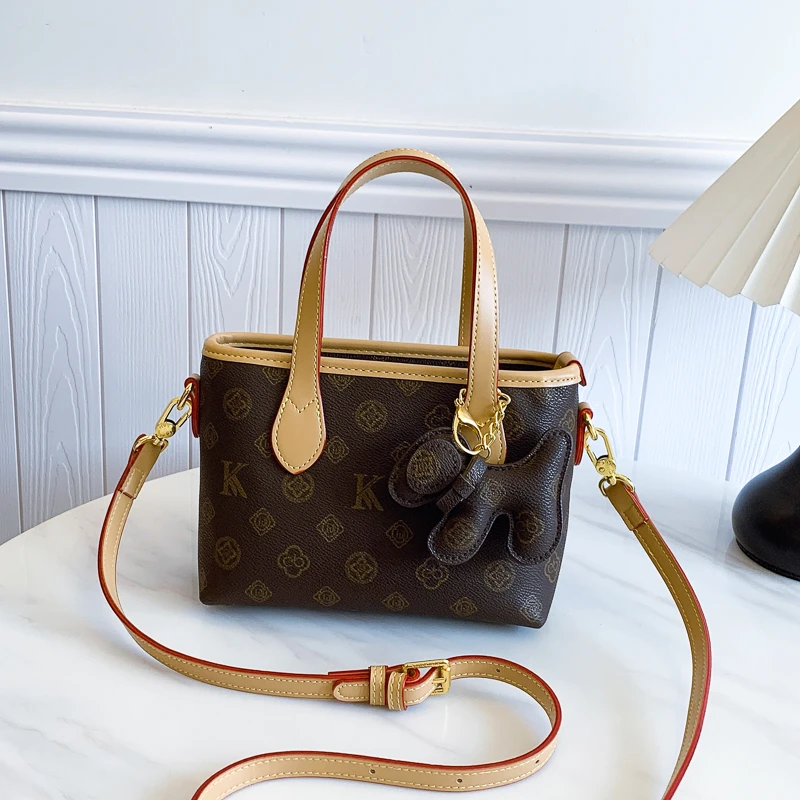 斜挎包印花百搭气质单肩经典包包轻奢复古潮流时尚菜篮子手提包