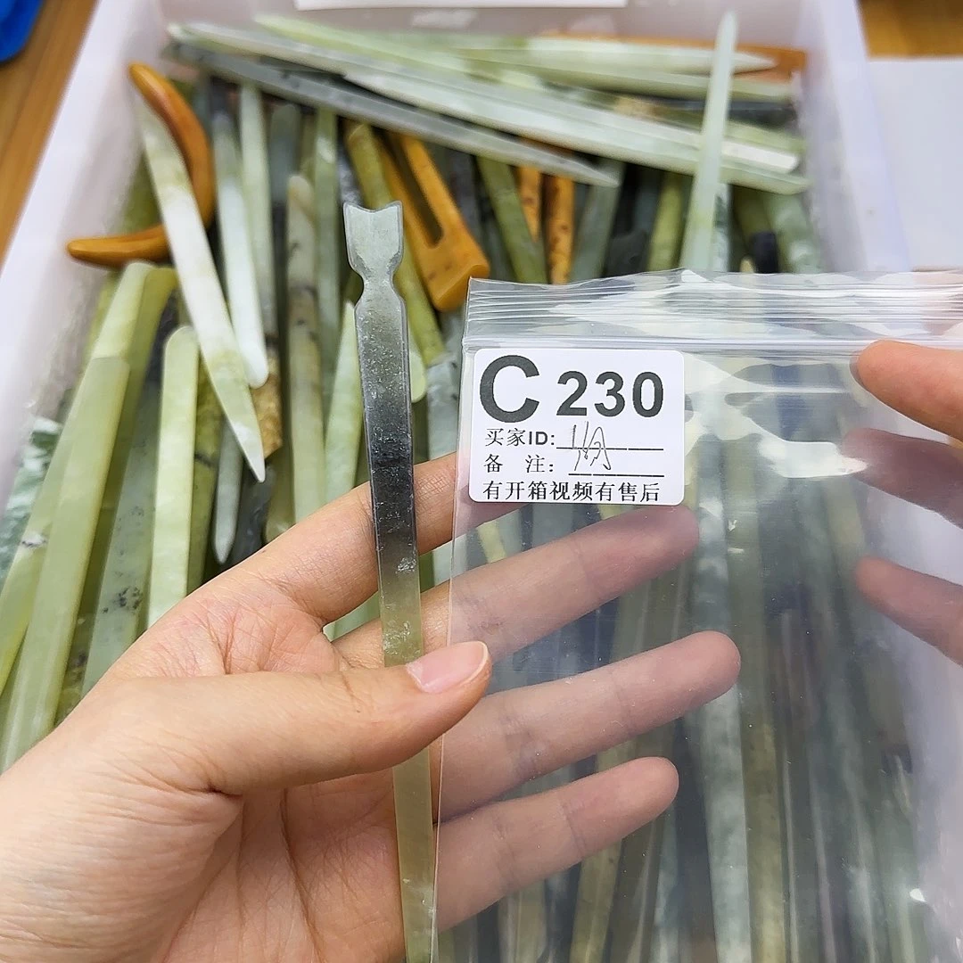 蛇纹石玉发饰合金懒**呼