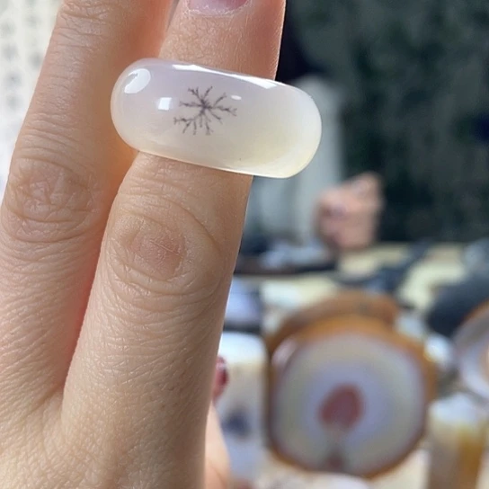 玛瑙/玉髓颈饰未镶嵌唯***辰