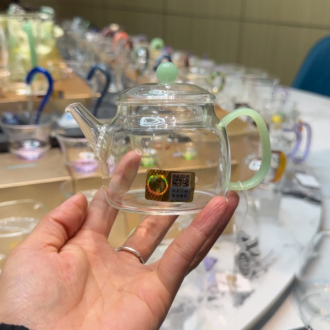 禾器浅玉色言卿壶