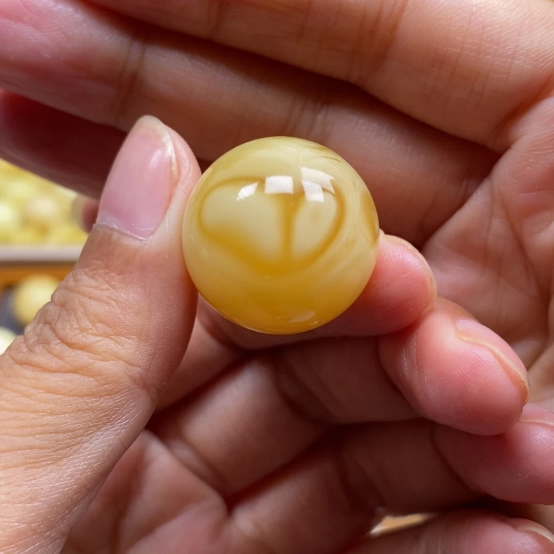 琥珀未镶嵌裸石21+