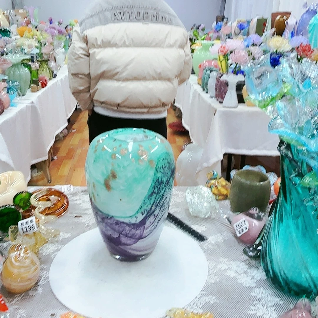 福利不退不换琉璃花瓶艺术品