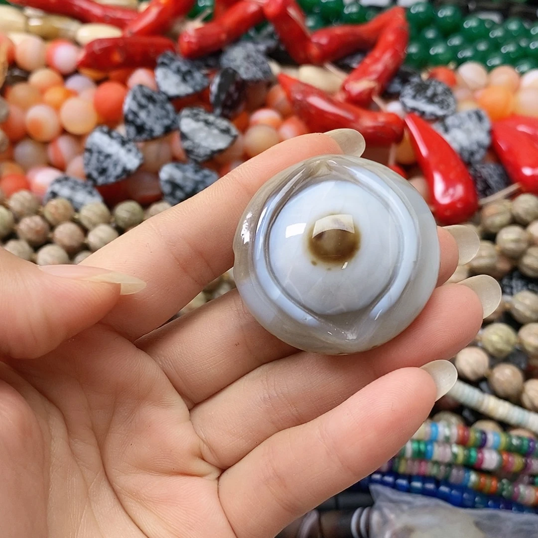 玛瑙/玉髓未镶嵌珠宝半成品卡三十八样板眼一个装