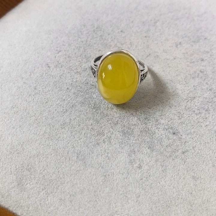 银S925镶嵌蜜蜡裸石戒指