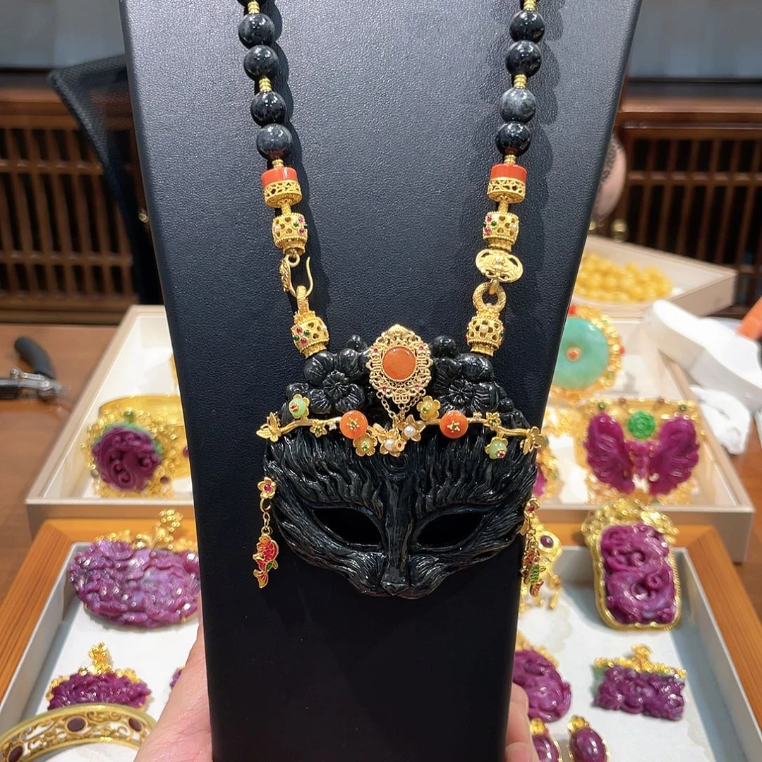 锦纶铁合金吊坠项链