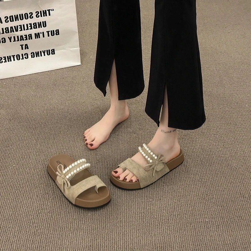 蝴蝶结珍珠厚底增高勃肯拖鞋女2025夏季新款爆款防滑套趾沙滩拖鞋