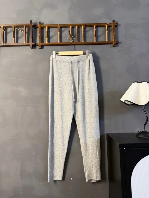 8535灰色慵懒风软乎乎毛毛休闲裤