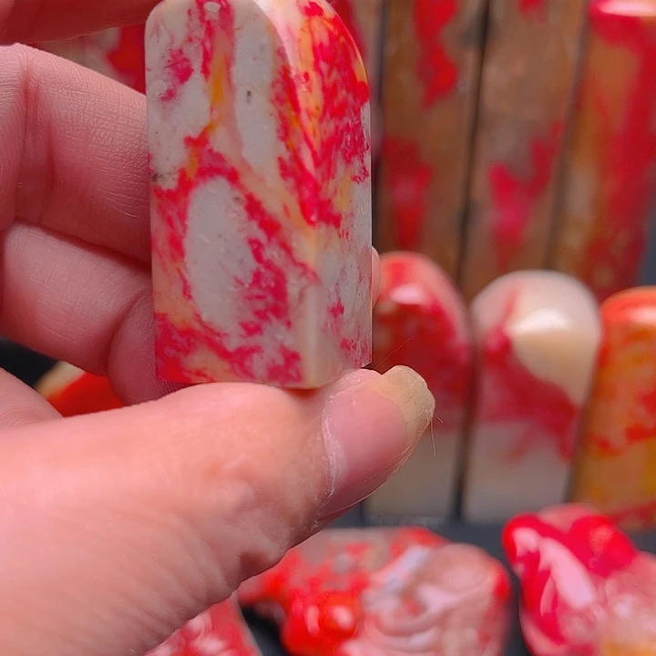 昌化鸡血石西*瓜昌化鸡血石质地优良