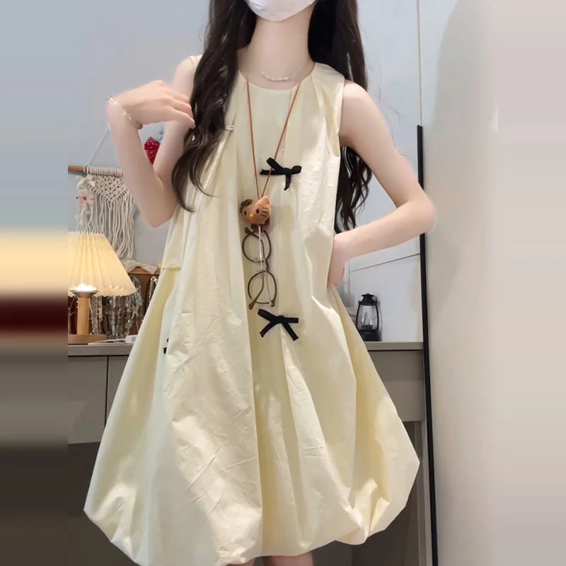 2025夏季新款黄色无袖连衣裙小个子女法式减龄蝴蝶结背心花苞短裙