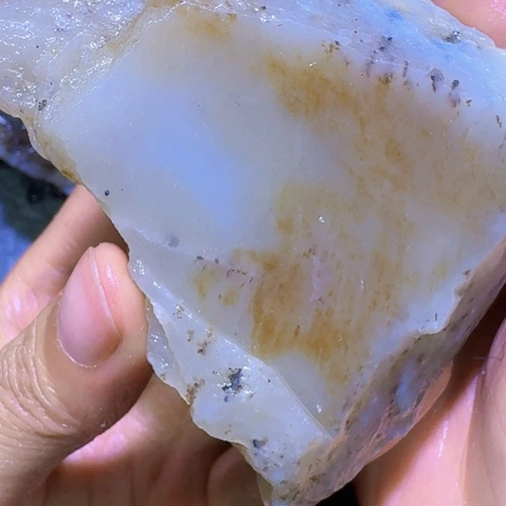 和田玉未镶嵌珠宝半成品