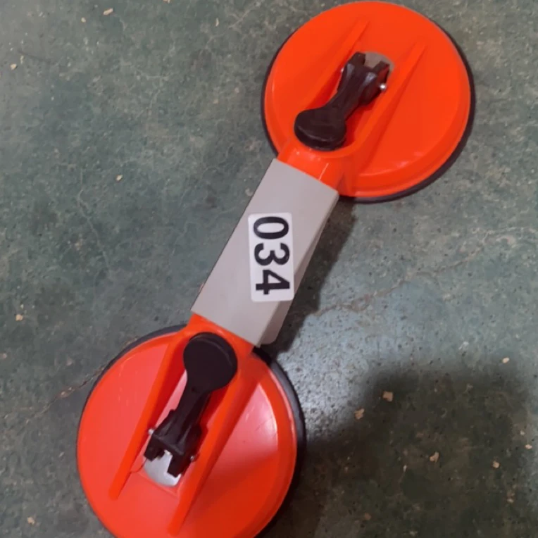 034五金工具一个
