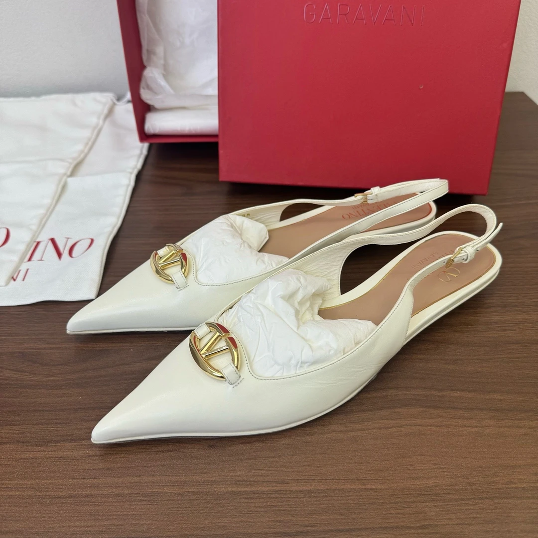 未使用 Valentino/华伦天奴 白色女鞋时尚 38.5 J