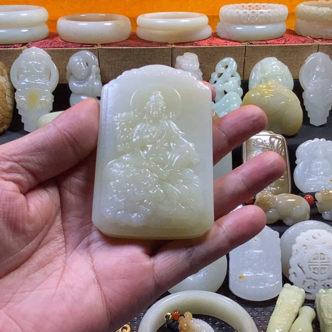 和田玉未镶嵌挂件