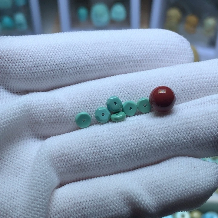 南红玛瑙未镶嵌珠宝奇石