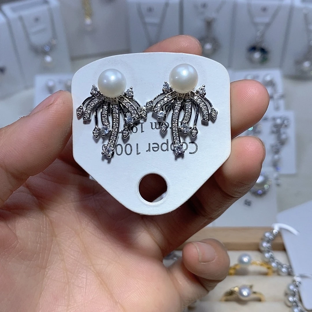 耳饰未镶嵌淡水珍珠