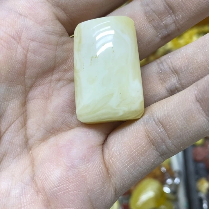 裸石蜜蜡未镶嵌吊坠