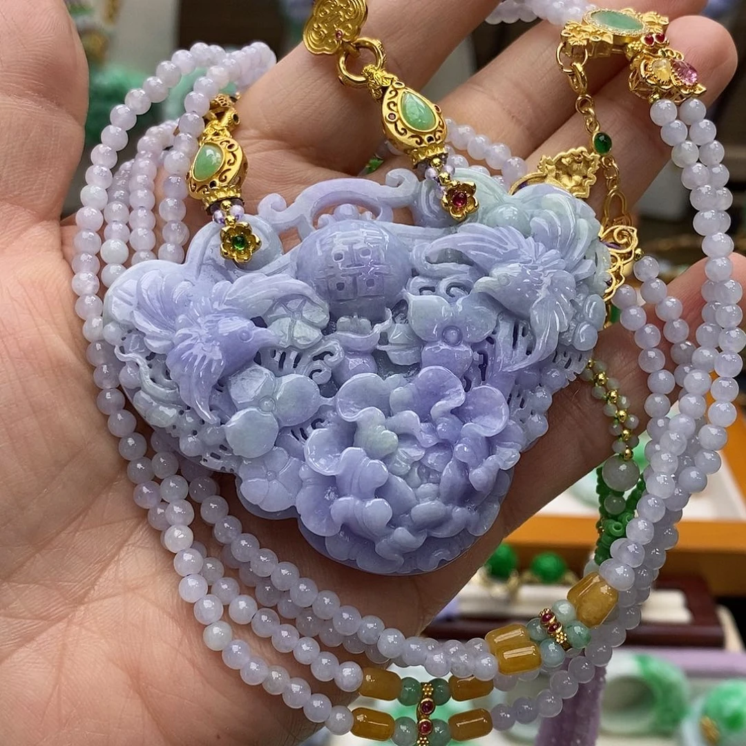 翡翠未镶嵌颈饰吊坠