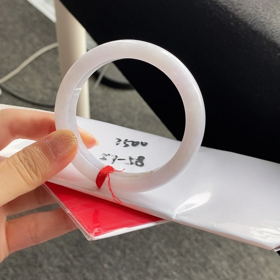 未镶嵌手镯翡翠57.5淡春彩