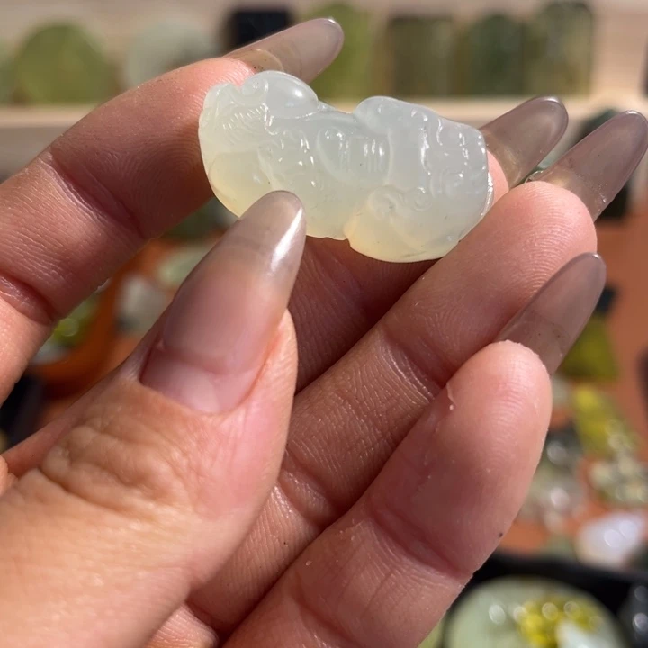 蛇纹石玉合金颈饰
