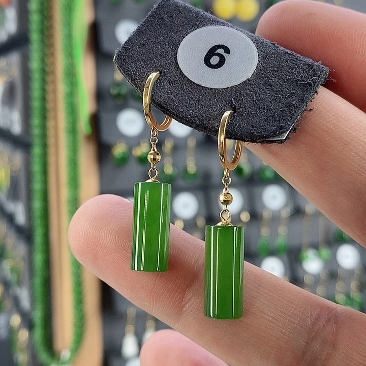 和田玉耳饰18K金镶嵌