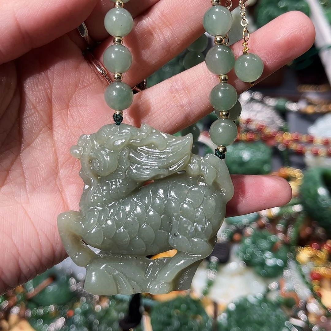 颈饰未镶嵌和田玉