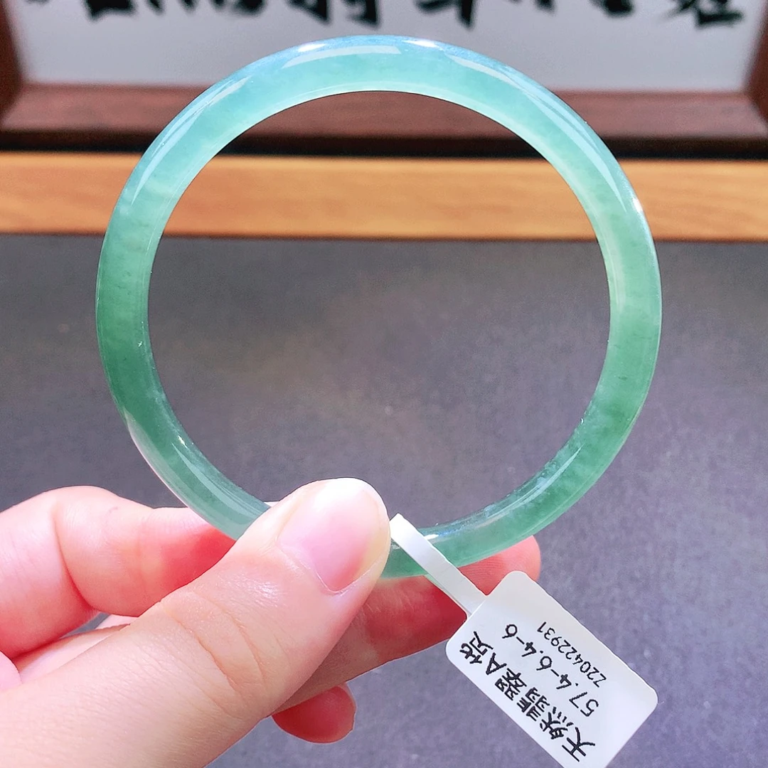 翡翠未镶嵌手镯天然翡翠