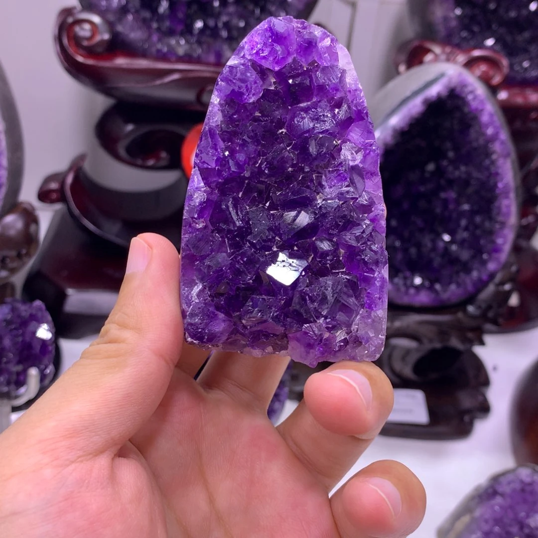 织绣乌拉圭紫水晶610
